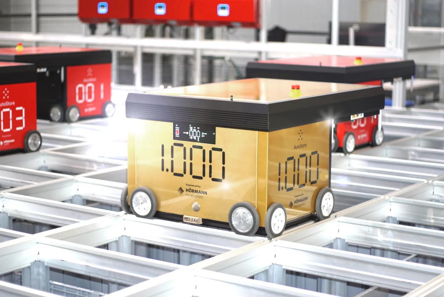 1000 golden robot from Hörmann Intralogistics