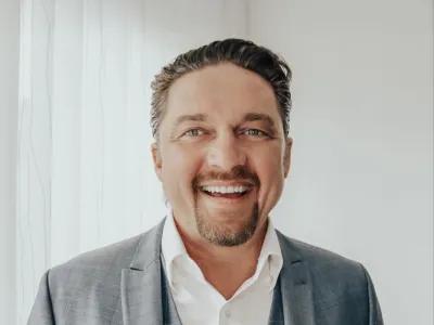 Ronald Hauzeneder