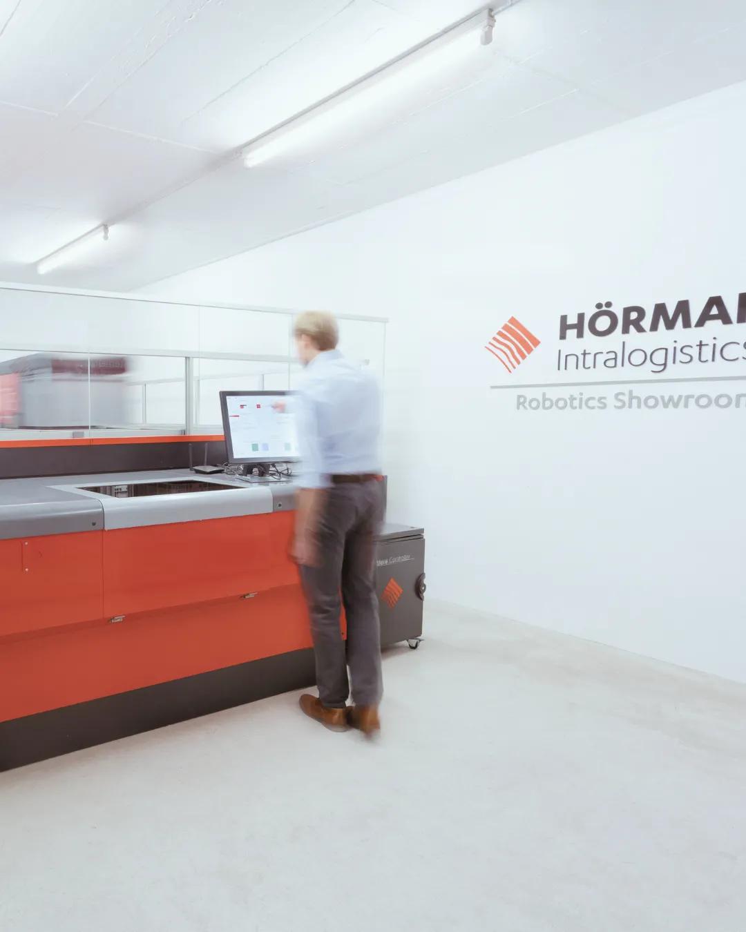 Büro München Robotics Showroom