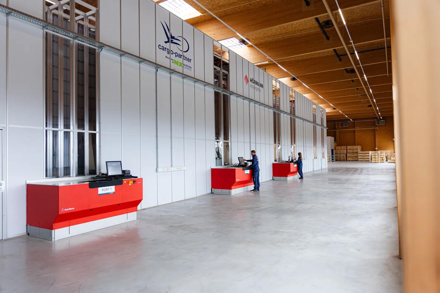 cargo-partner Kommissionierplätze